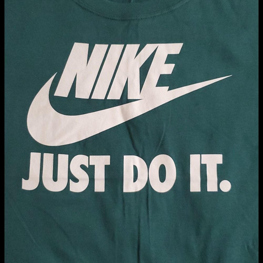 •NIKE•'Just do it' green tee• sz. MED• NWT• - Picture 2 of 16